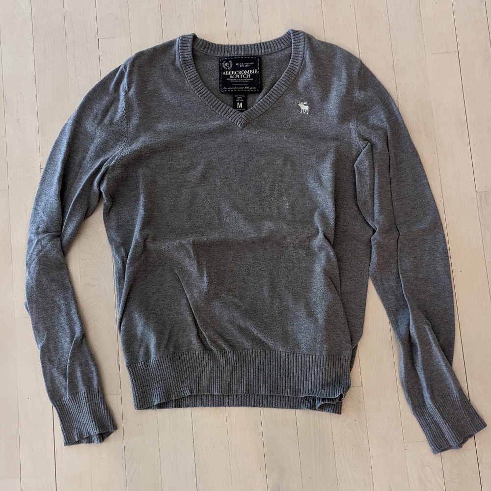 Abercrombie & Fitch V-Neck Sweater